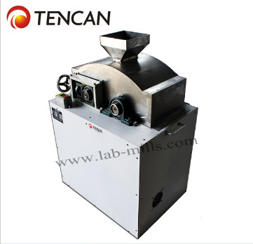 Triturador de rolo do dobro do corindo de Tencan 1.5KW 300 KGS/Hour para o carvão da pedra calcária do minério